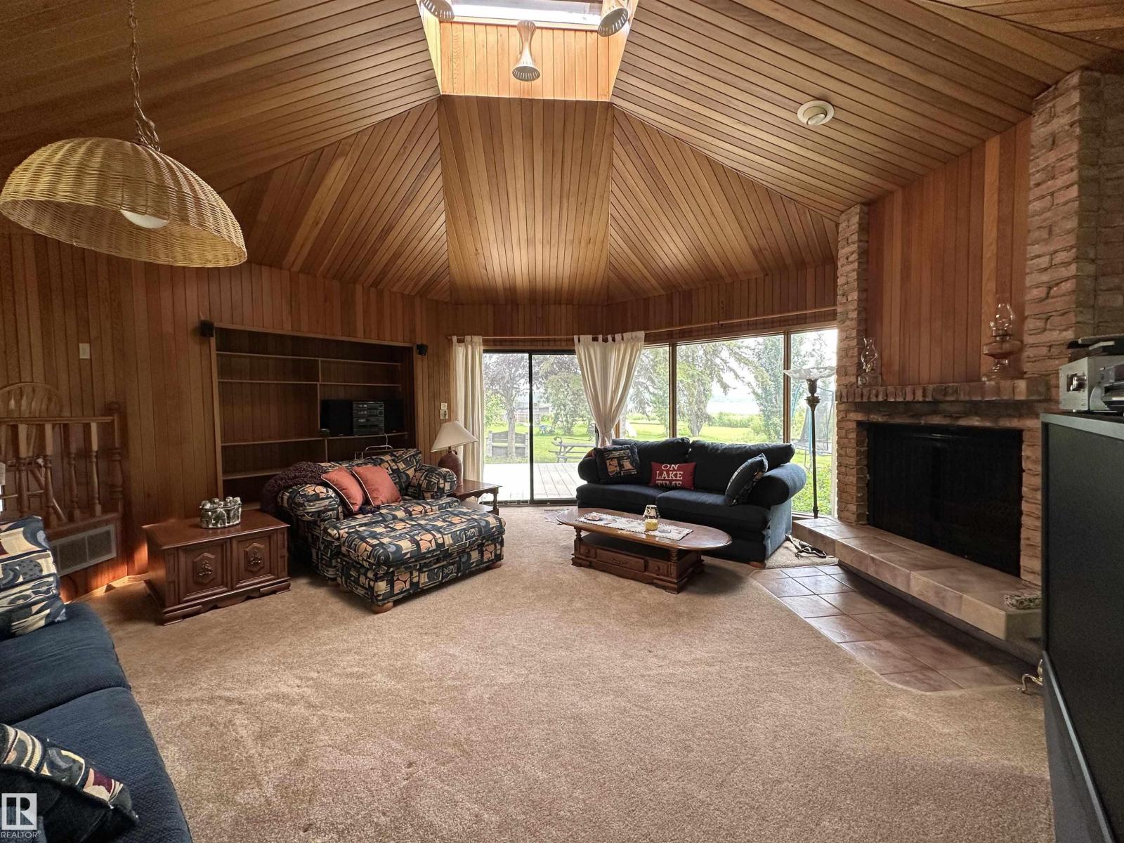 61 Lakeshore DR - Image 5