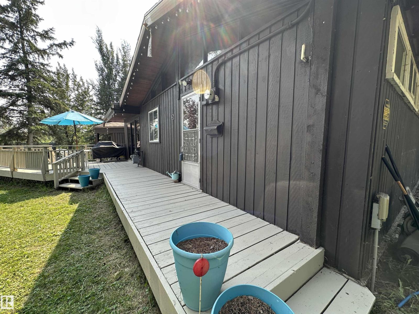 61 Lakeshore DR - Image 26
