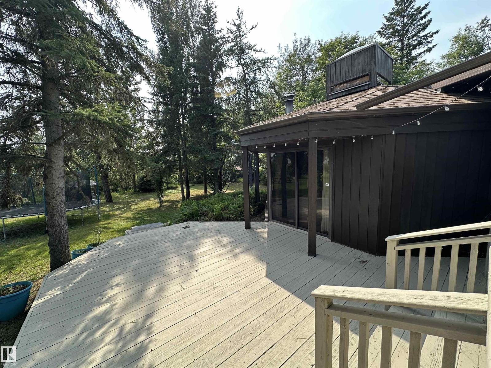 61 Lakeshore DR - 36