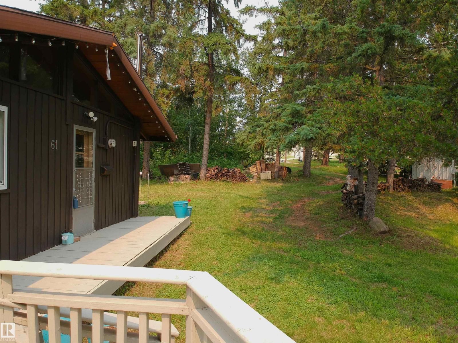61 Lakeshore DR - 66