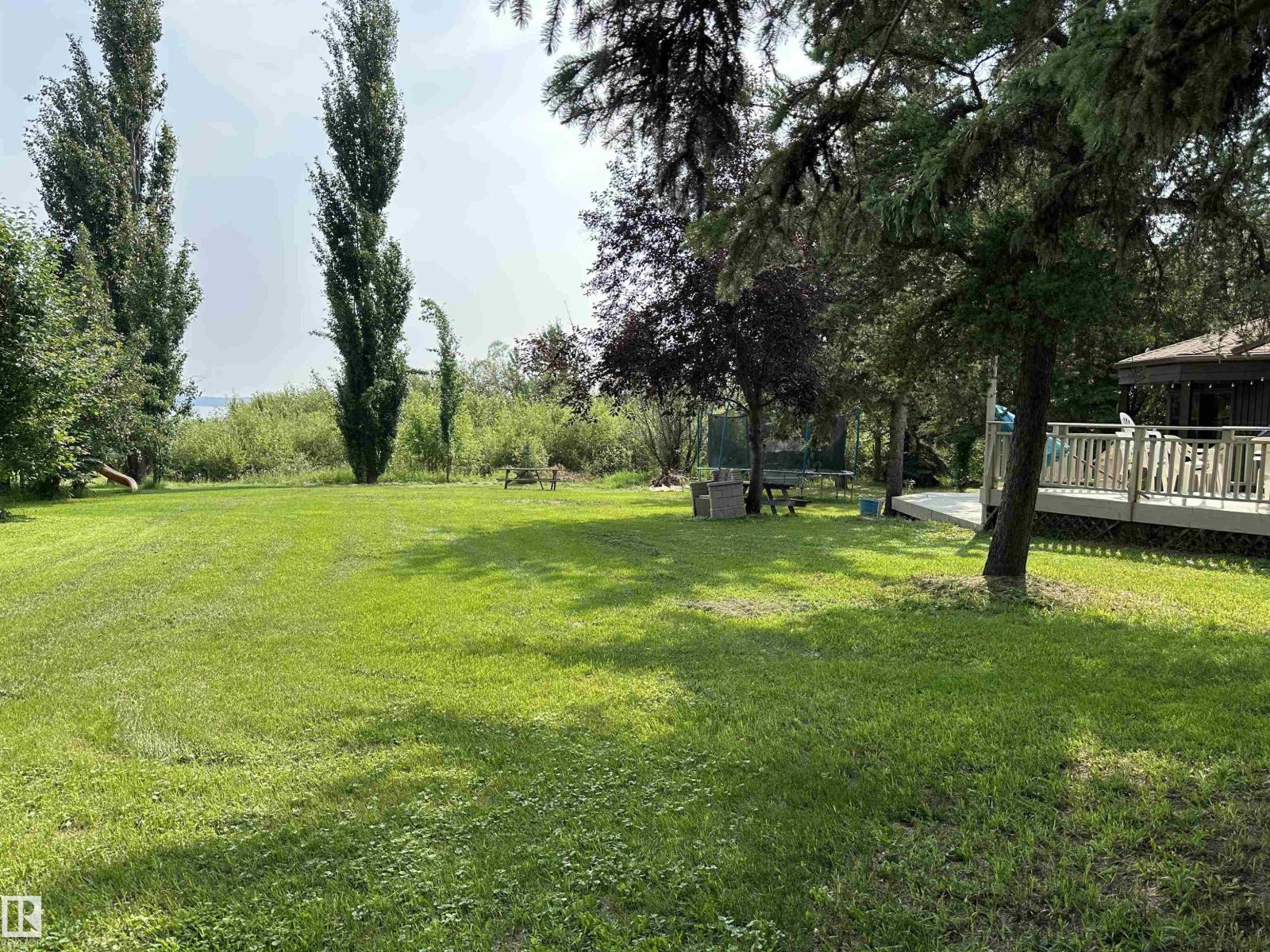 61 Lakeshore DR - Image 34