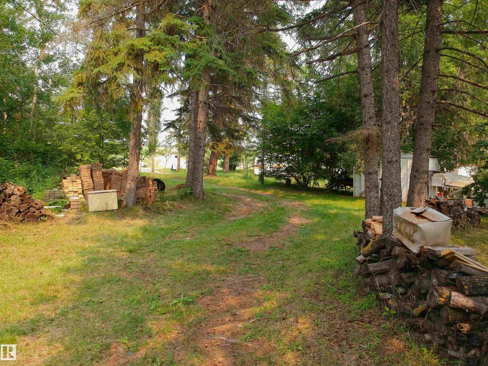 61 Lakeshore DR - 68