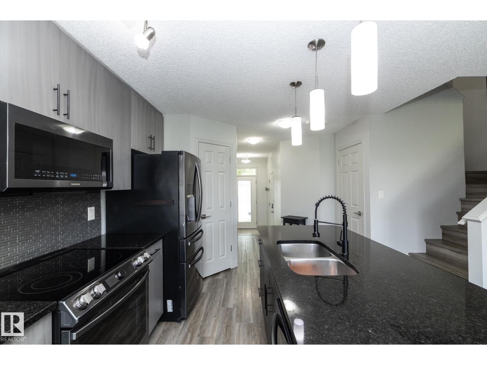 1640 CHAPMAN WY SW - 12