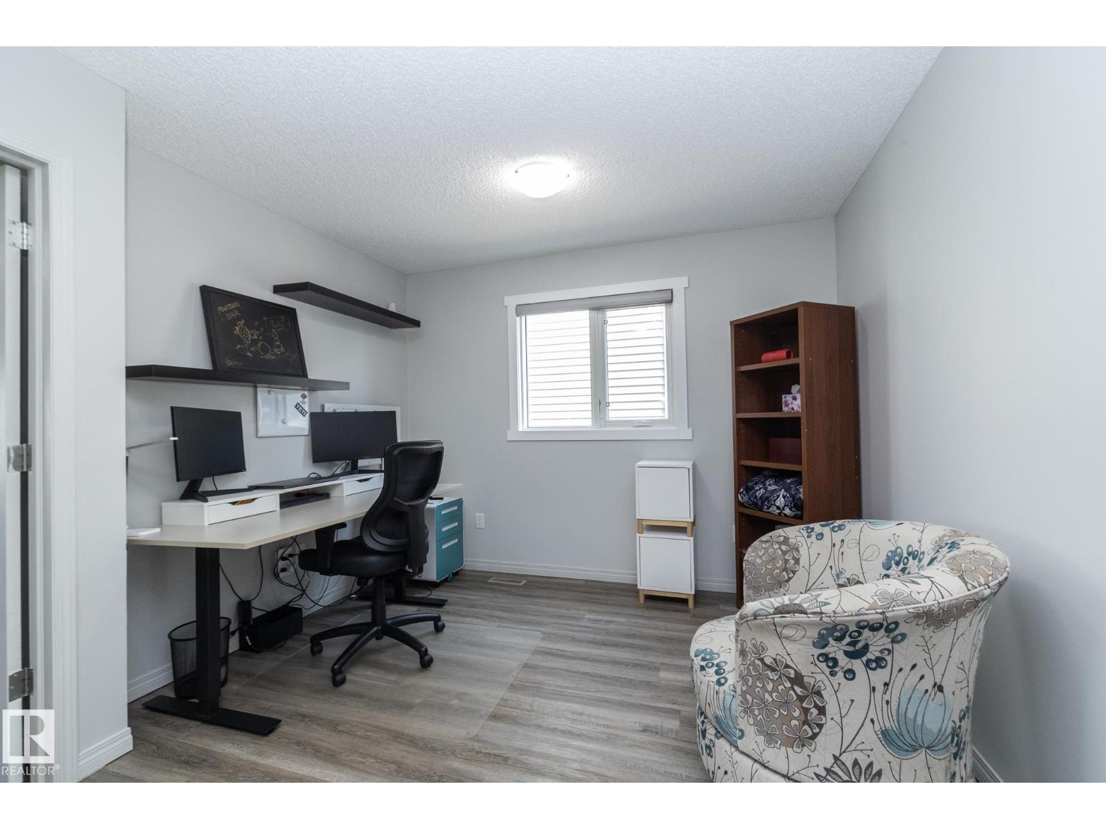 1640 CHAPMAN WY SW - 34
