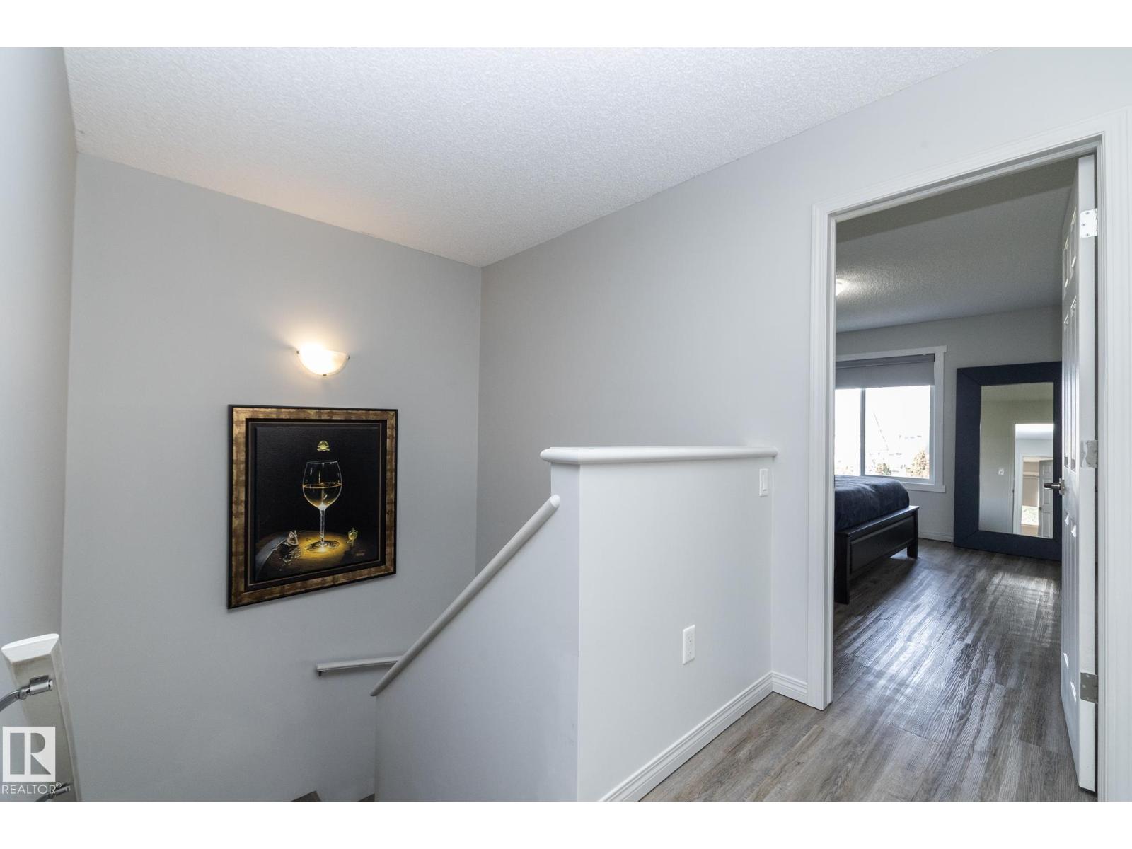 1640 CHAPMAN WY SW - 33