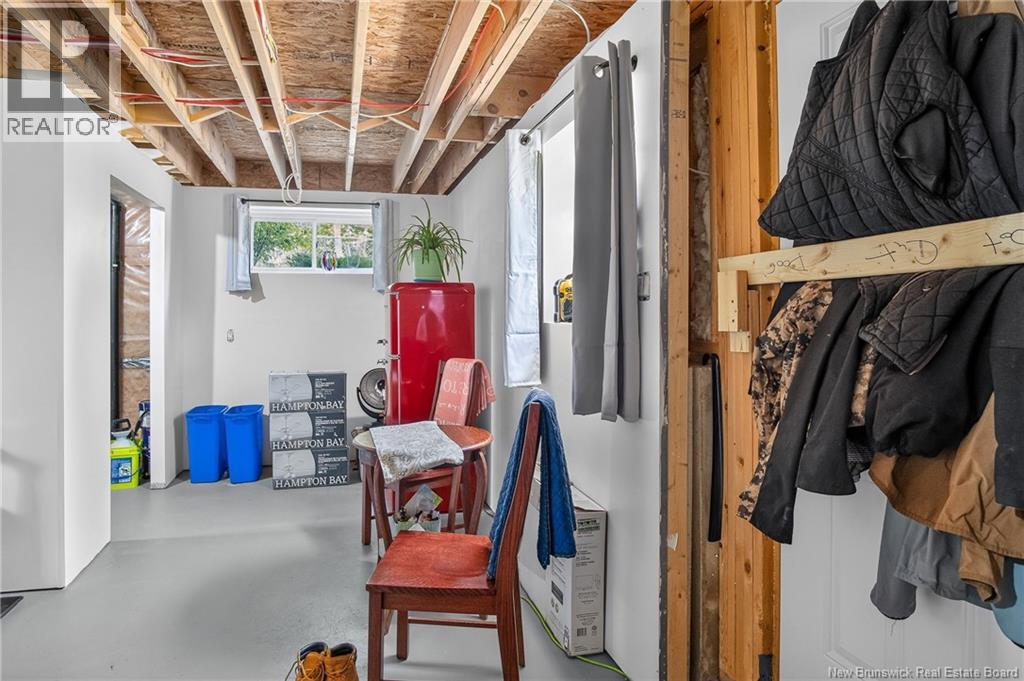 230 Mealey Road - 32