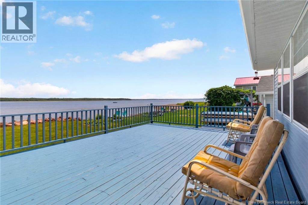 6 De La Mer Boulevard - 24