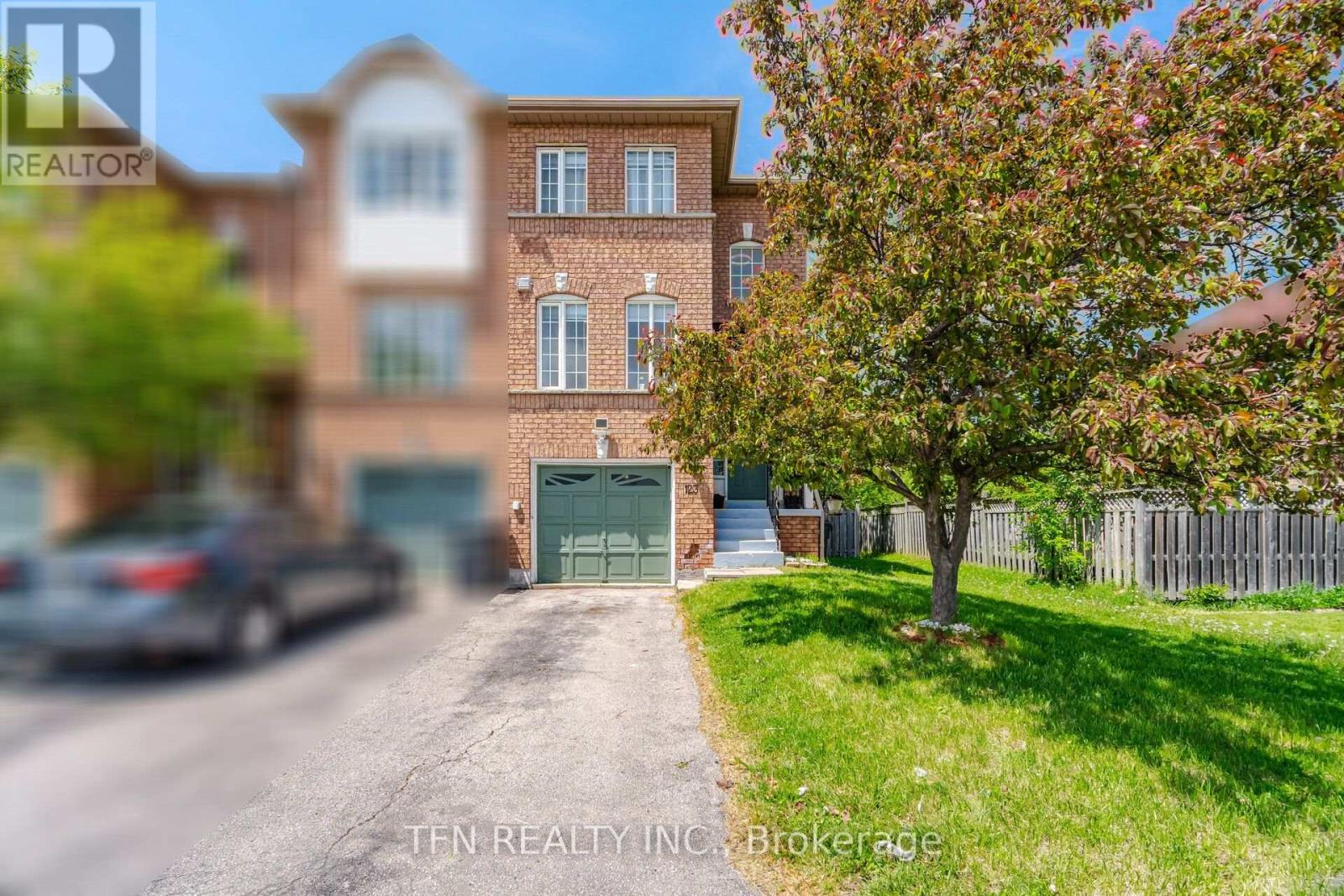 123 BRICKYARD WAY - 2