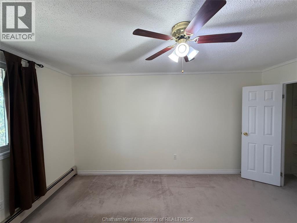 #304 975 Grand AVENUE West - 18