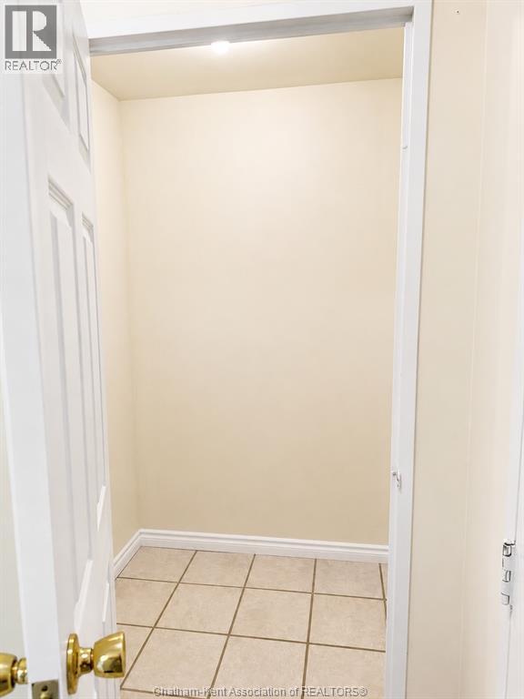 #304 975 Grand AVENUE West - 4