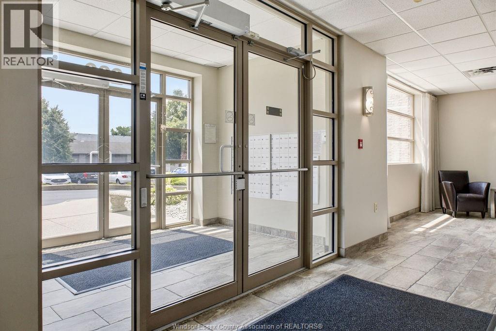 #211 200 MANNING ROAD - Image 3