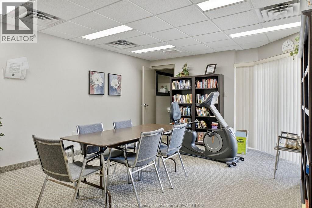 #211 200 MANNING ROAD - 37