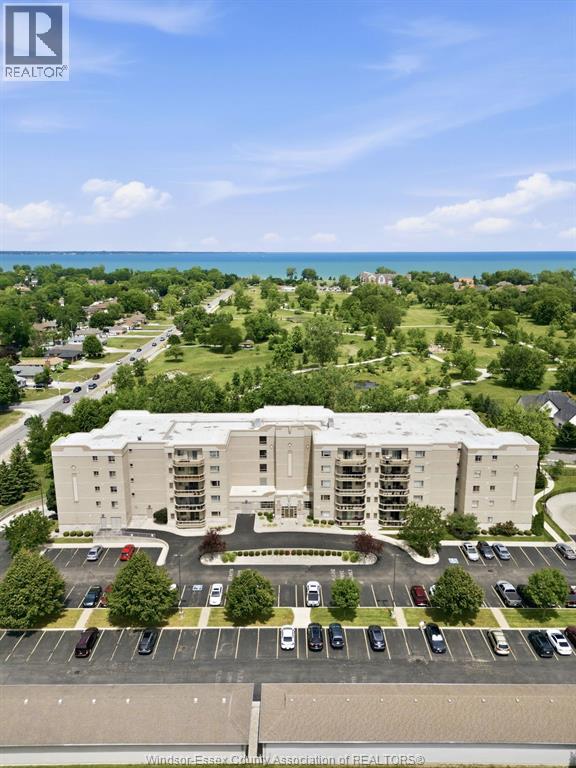 #211 200 MANNING ROAD - 41