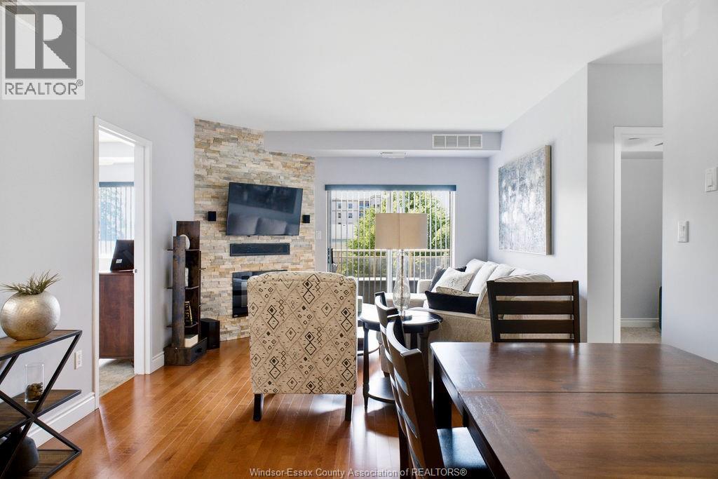 #211 200 MANNING ROAD - Image 8