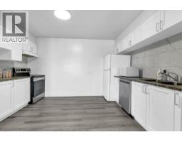 2136 Wyandotte Street West Unit# 32, Windsor, ON N9B1J9 Photo 9