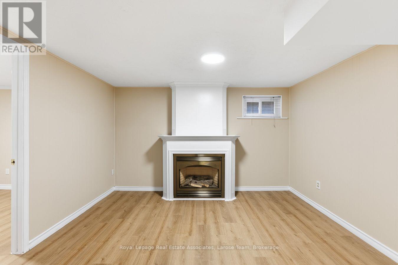 1515 THETFORD COURT - 29