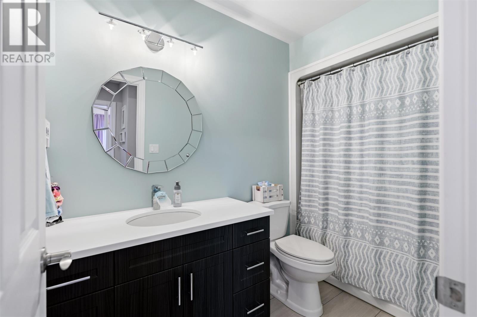 12 Sherbrook DR - 26