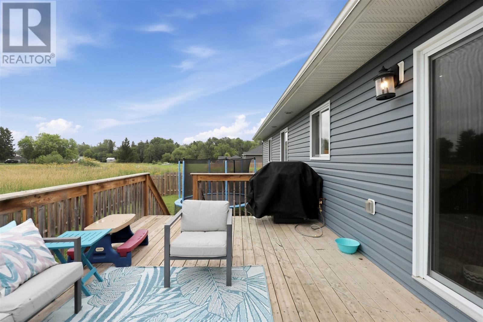 12 Sherbrook DR - 45