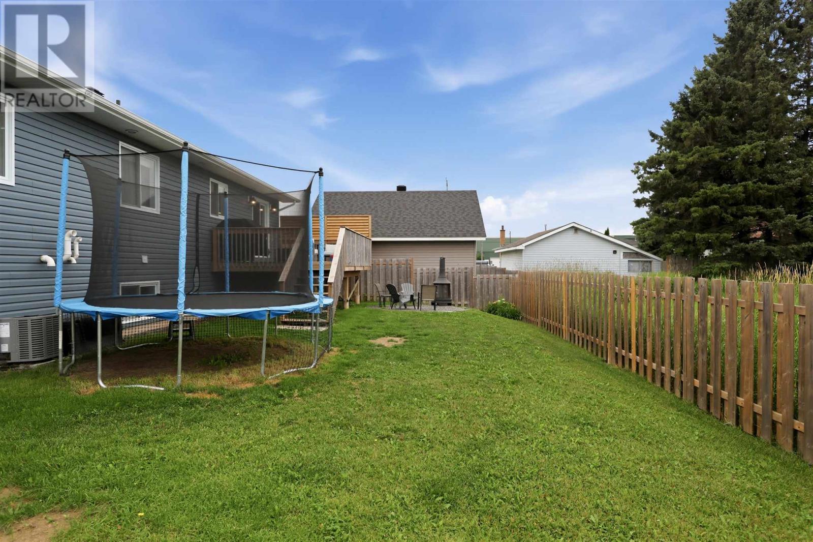 12 Sherbrook DR - 47
