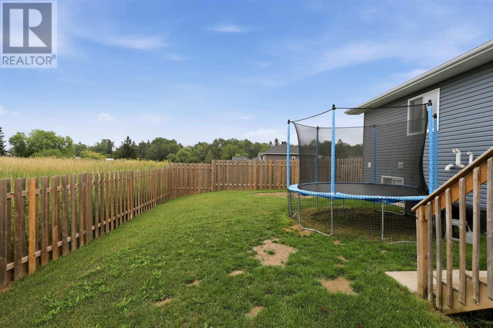 12 Sherbrook DR - 49