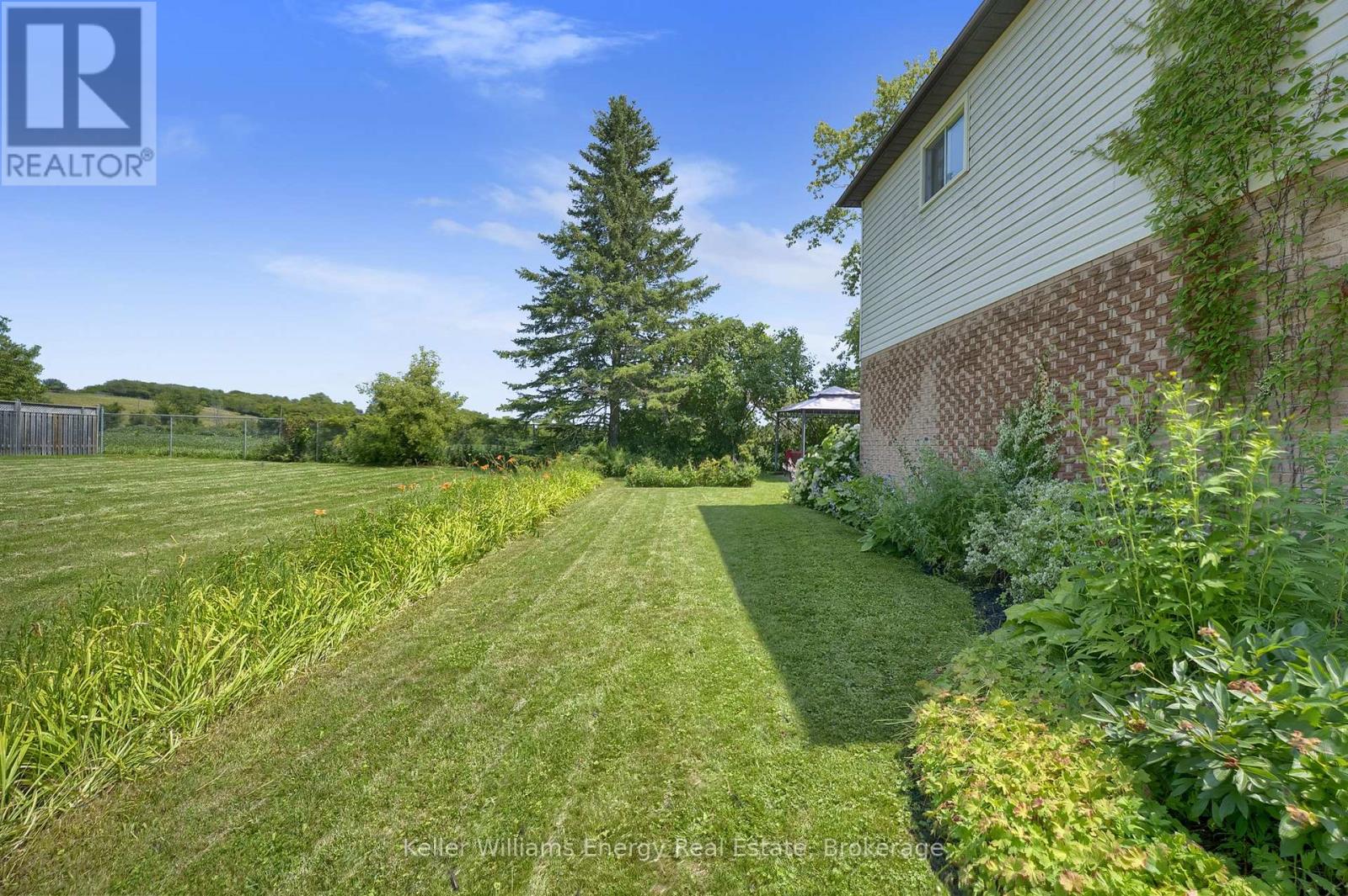 276 ANDREW STREET - 4