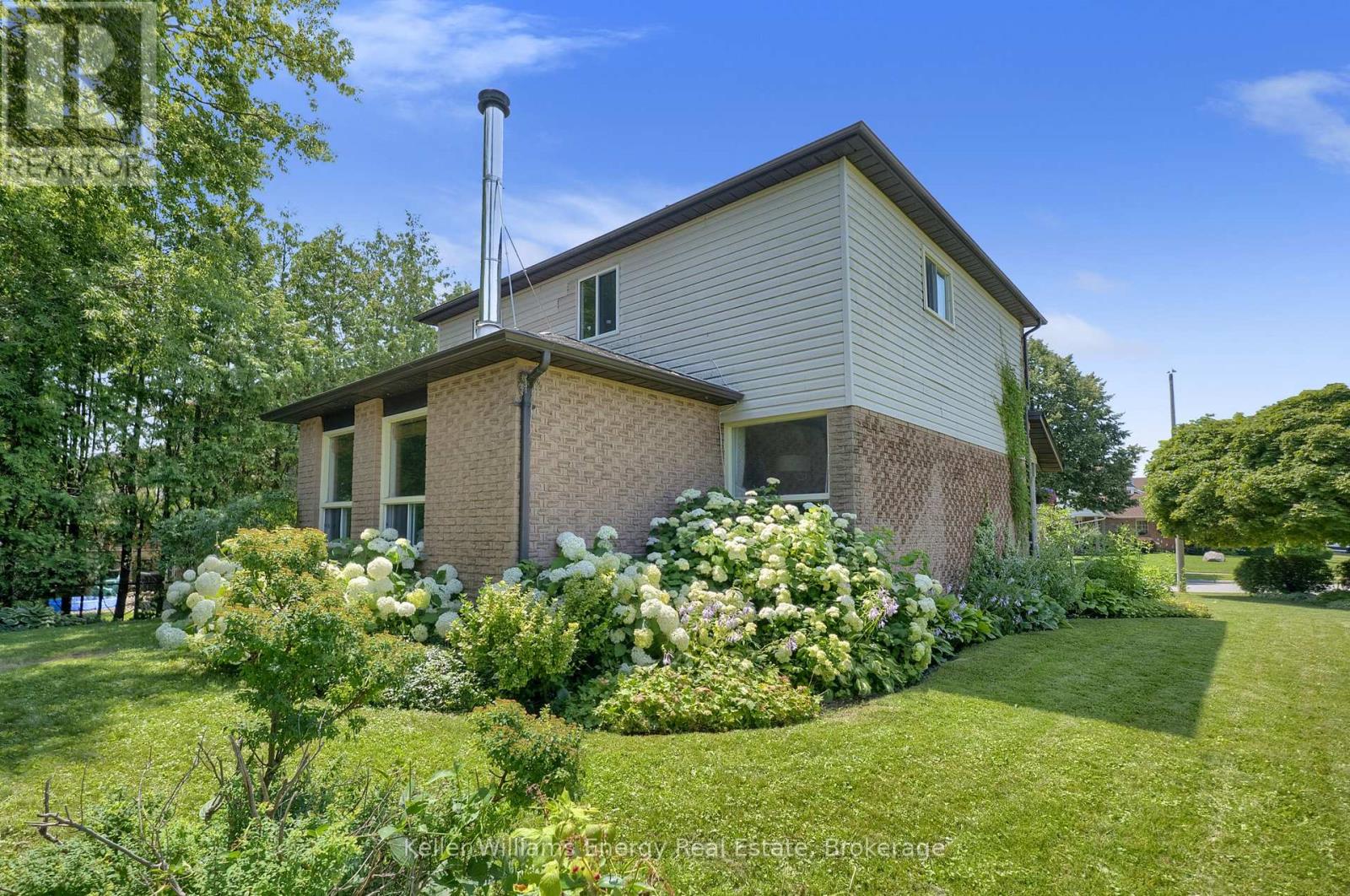 276 ANDREW STREET - 48