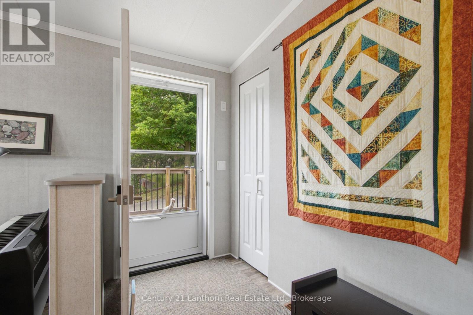 #12 484 FRANKFORD STIRLING ROAD - Image 3