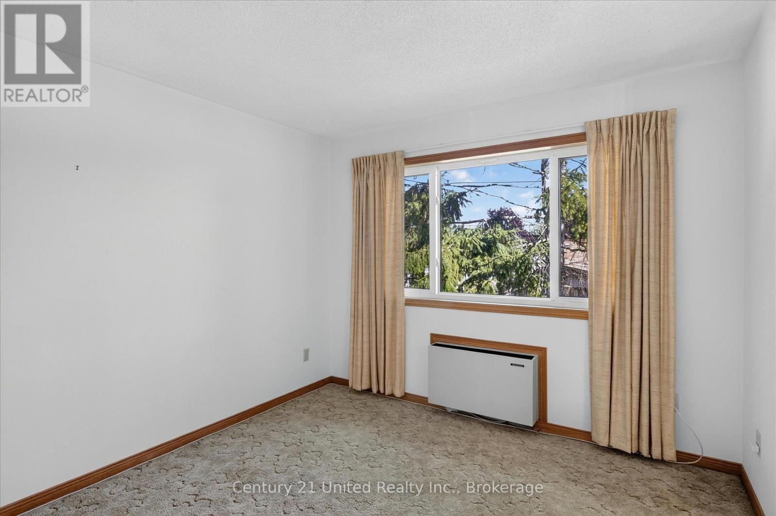 #204 920 FORD STREET - 19