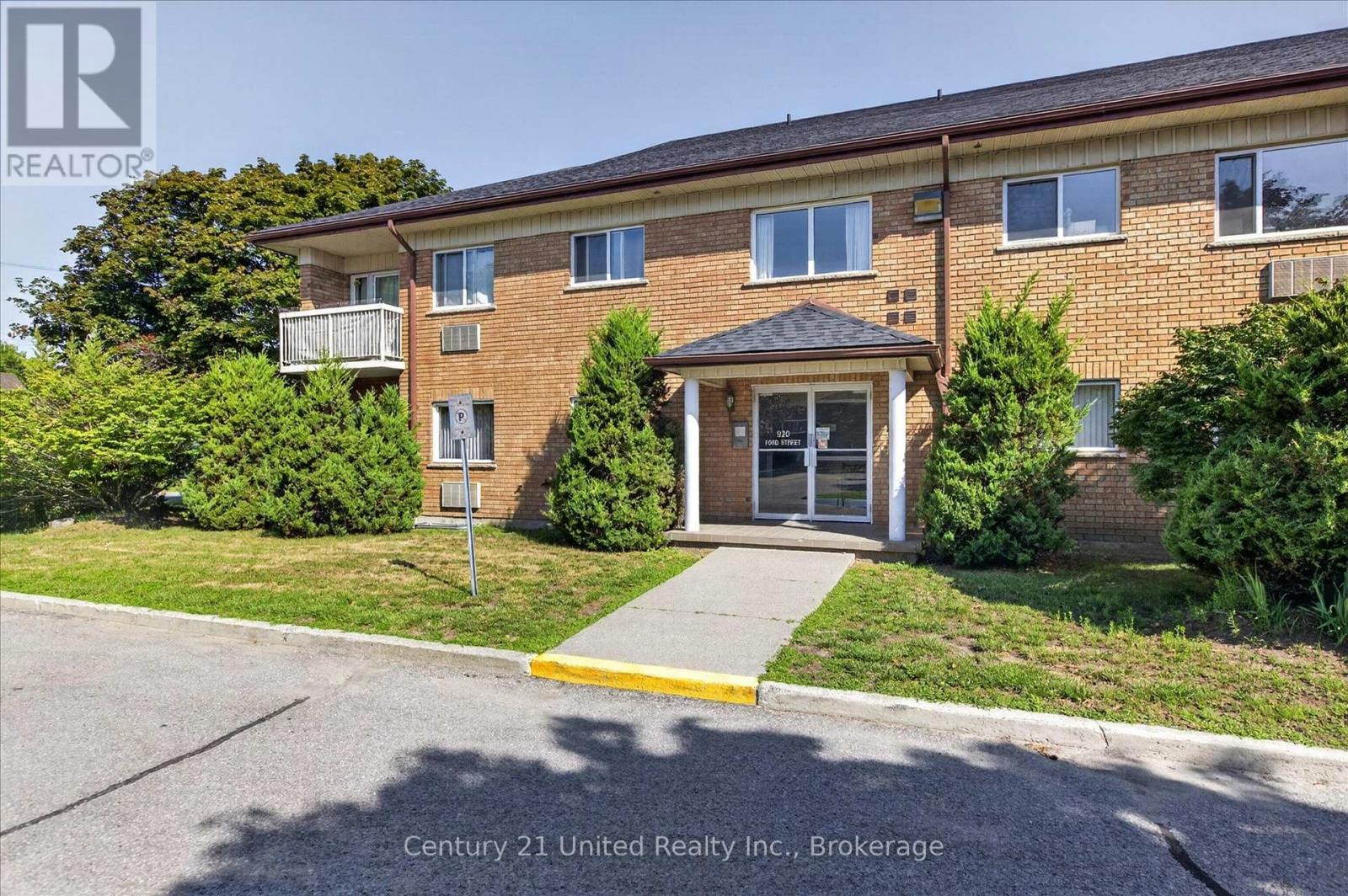#204 920 FORD STREET - 4