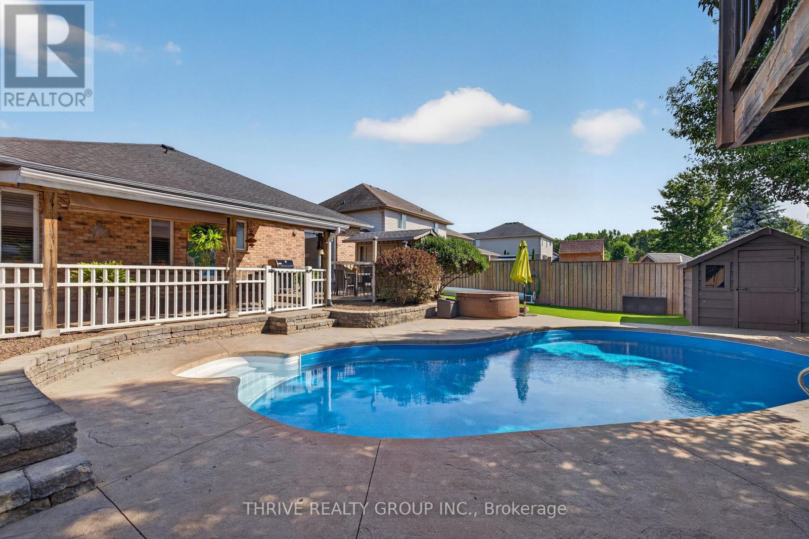 43 MAPLERIDGE CRESCENT - Image 37