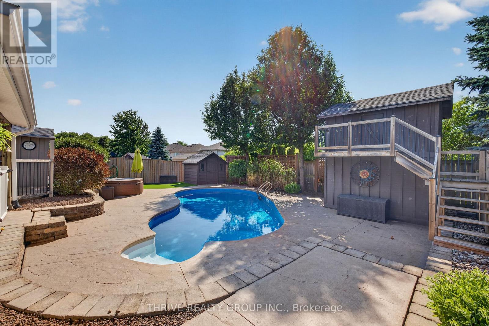 43 MAPLERIDGE CRESCENT - Image 39