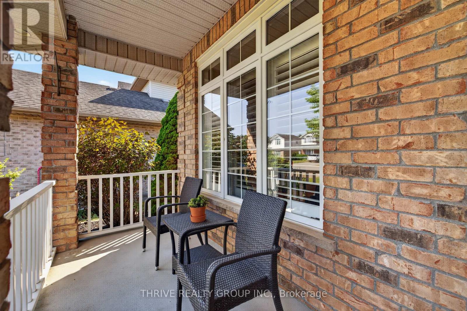 43 MAPLERIDGE CRESCENT - Image 4