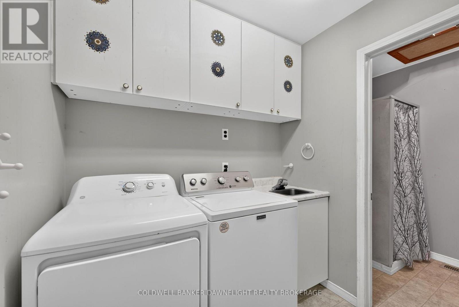 38786 B ZURICH-HENSALL ROAD - 15