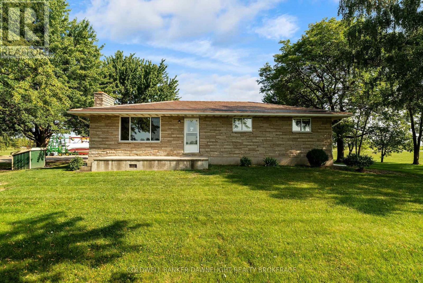 38786 B ZURICH-HENSALL ROAD - 2