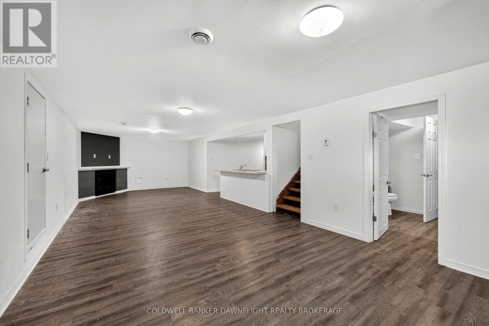 38786 B ZURICH-HENSALL ROAD - 27