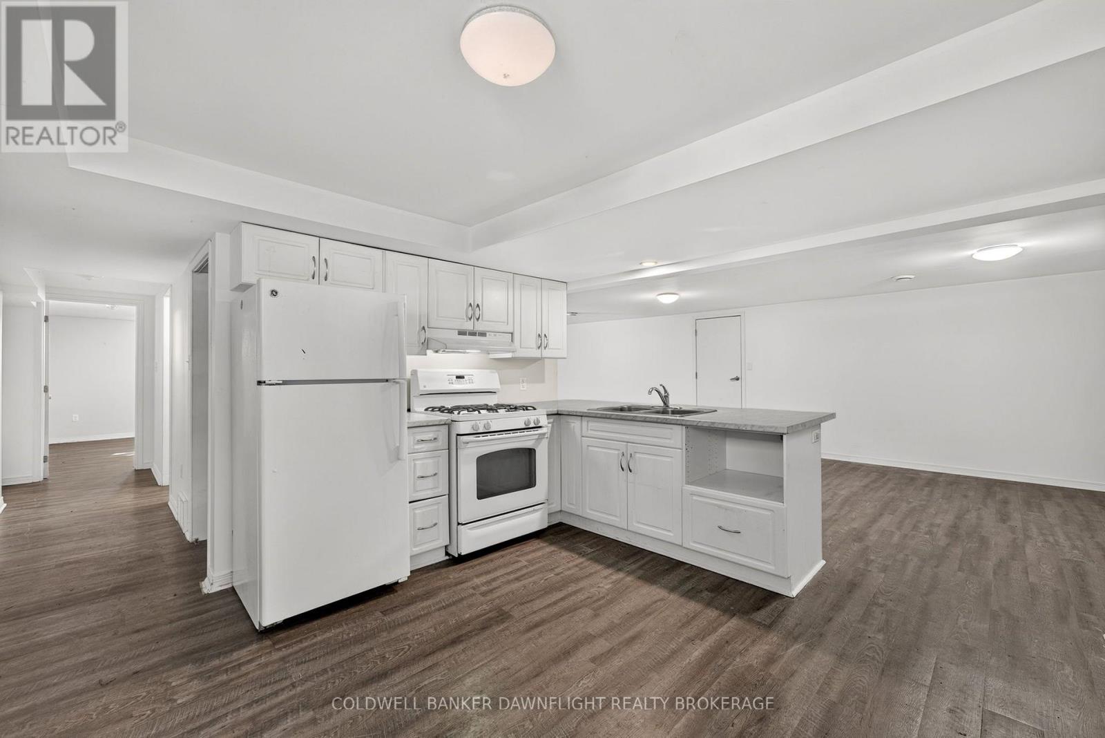 38786 B ZURICH-HENSALL ROAD - 30