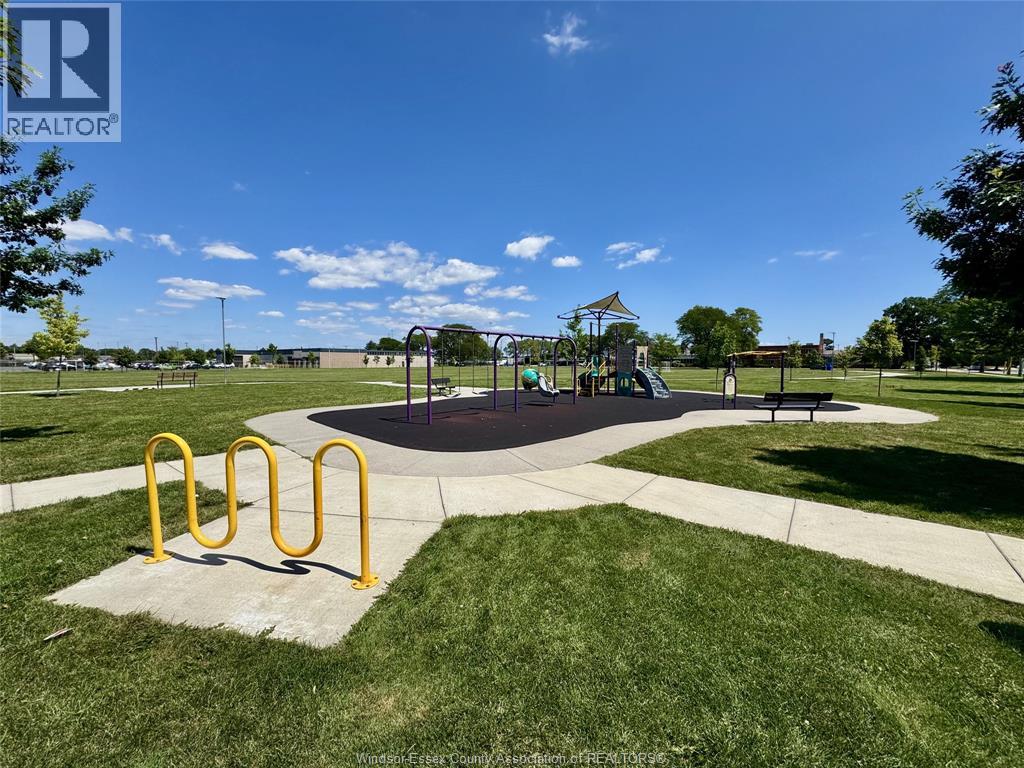 1718 WINDERMERE - 26