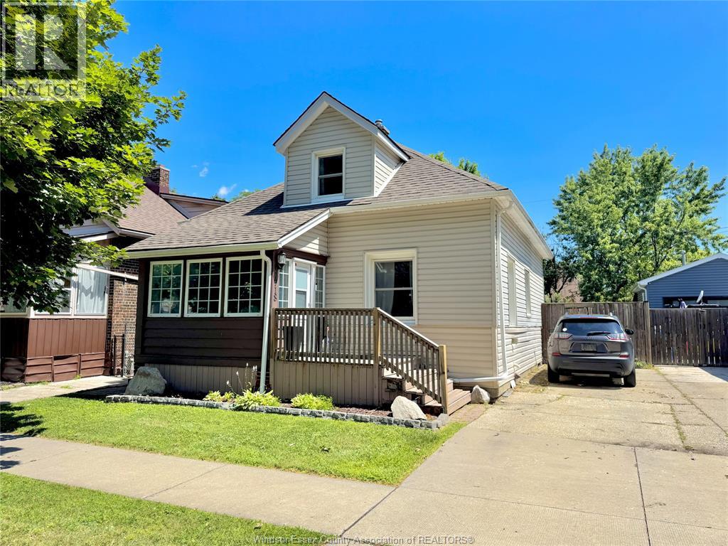 1718 WINDERMERE - 1