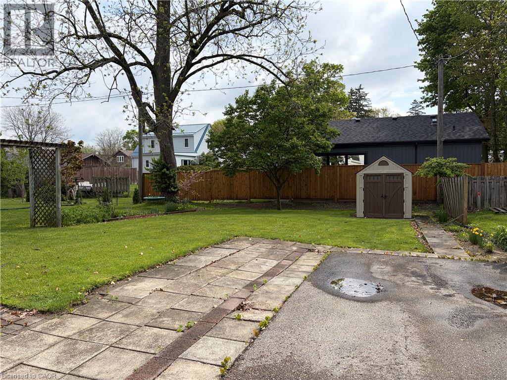 339 NORFOLK Street N - 30