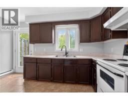 194-196 Acadie Street, Bouctouche, NB E4S2T5 Photo 9
