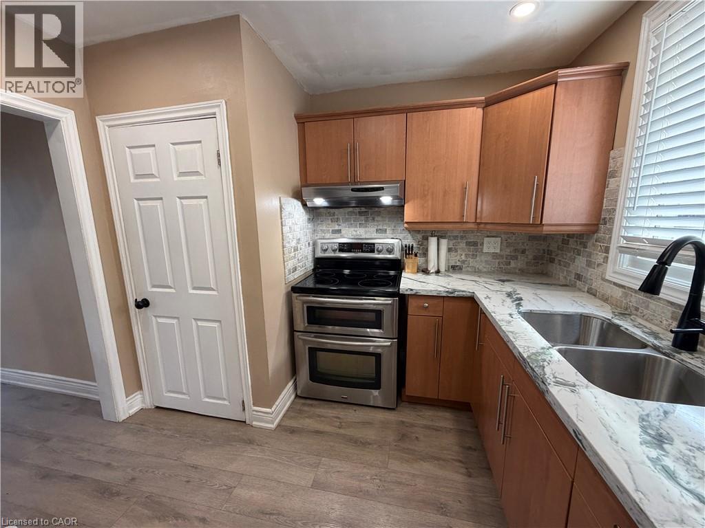 94 HOWARD Avenue - 8