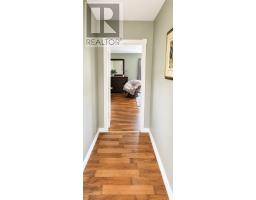 10 Bayview Lane thumbnail 17