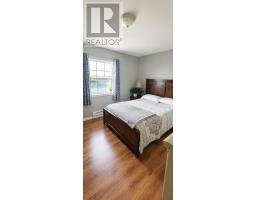10 Bayview Lane thumbnail 21