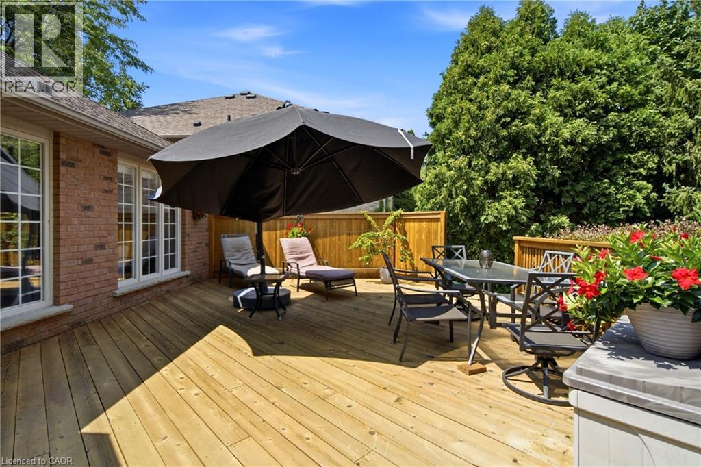 1090 CROFTON Way - 37