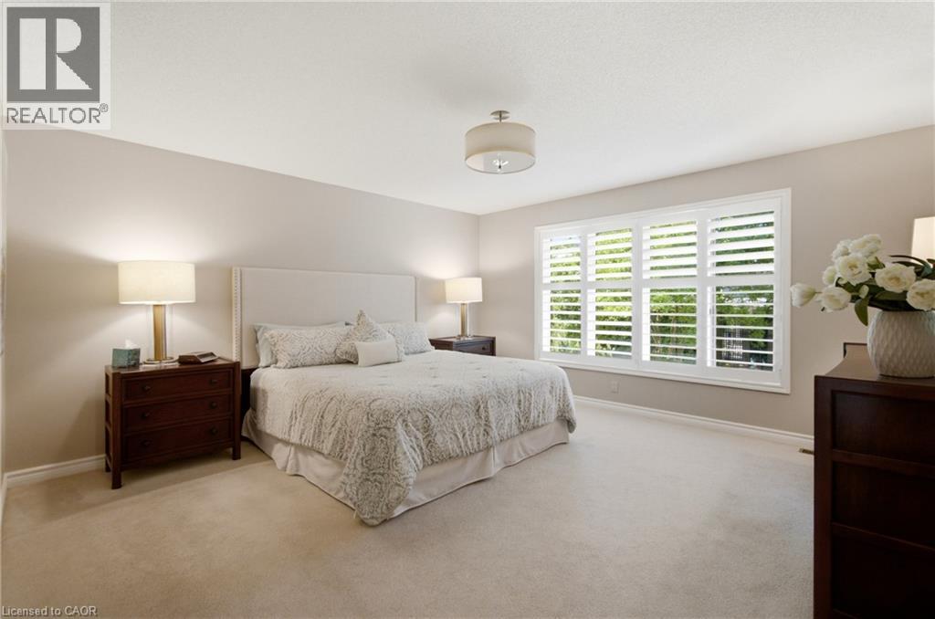 1090 CROFTON Way - 23