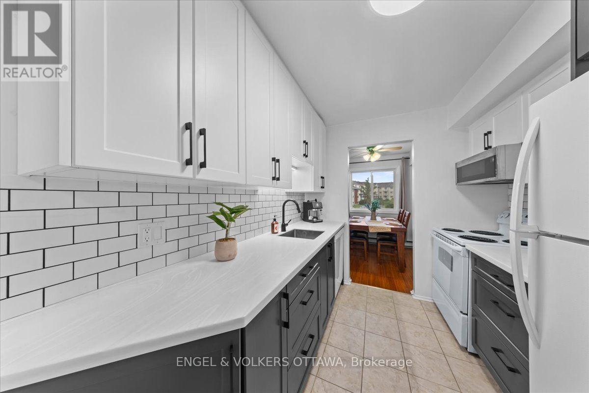 #107 268 LORRY GREENBERG DRIVE - 13