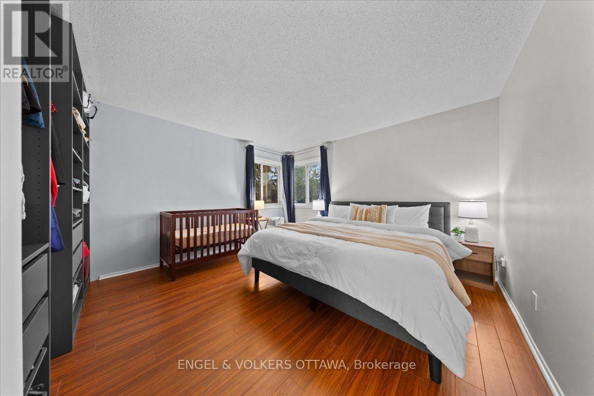 #107 268 LORRY GREENBERG DRIVE - 16