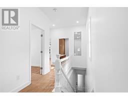2 - 52 LEES AVENUE — photo 4