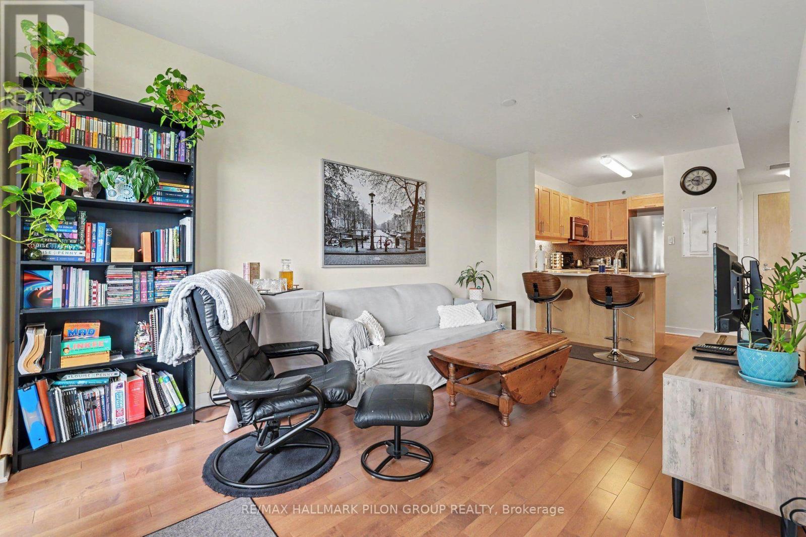 #619 300C LETT STREET - Image 7