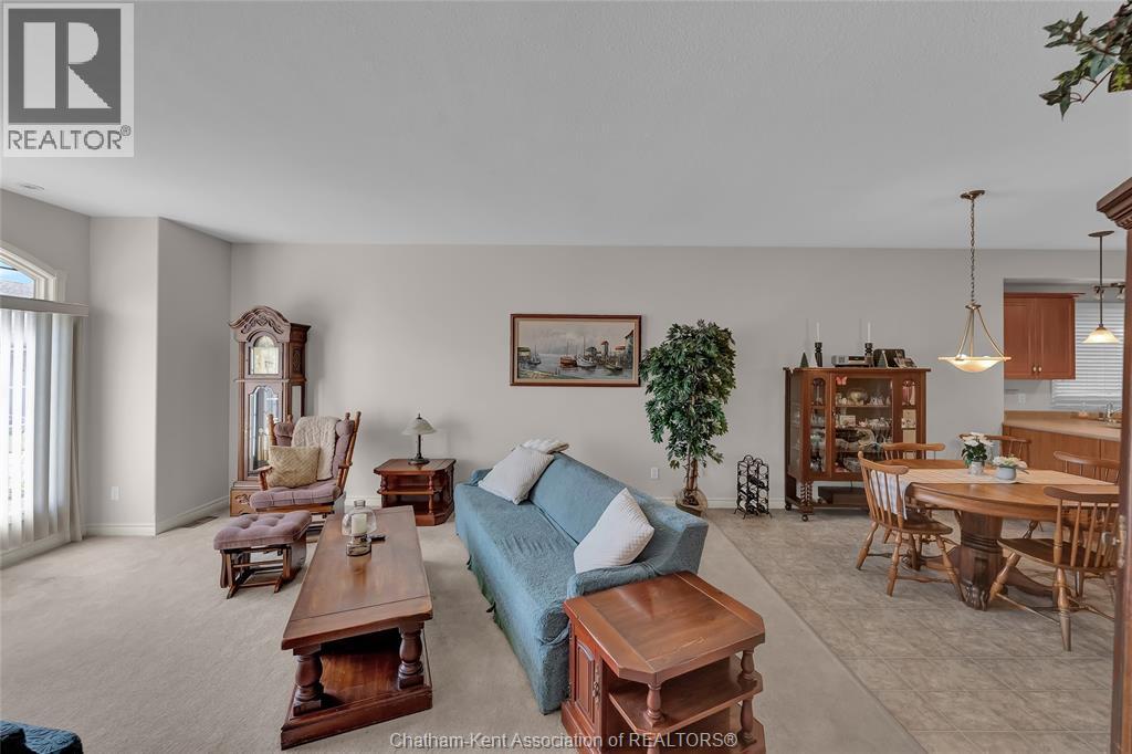 10 Oakgrove LANE - Image 9